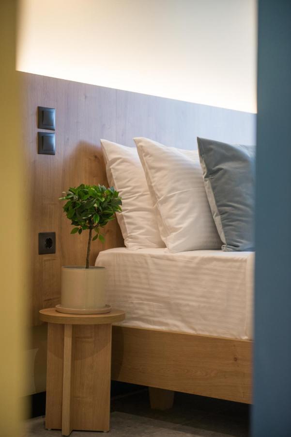 Metis Urbane Living Spaces מלון דירות