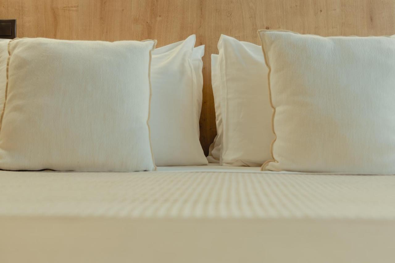 מלון דירות Metis Urbane Living Spaces