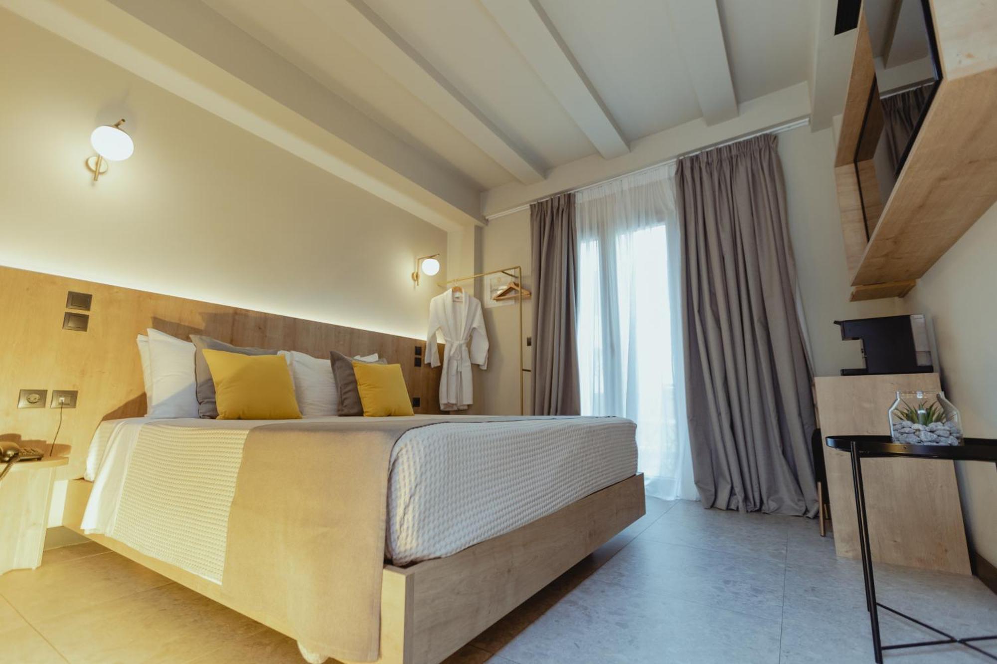 Metis Urbane Living Spaces Aparthotel 3*